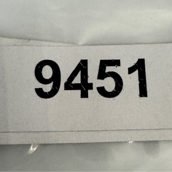 ๐ Fabletics PureLuxe Navy 7/8 Leggings w/ Pockets | Fits Size Small - Picture 4 of 4